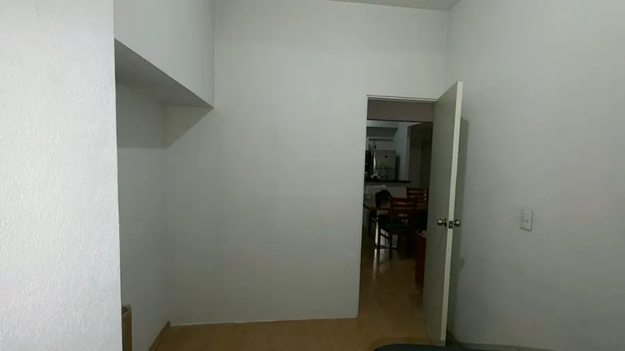 Manitas trabajando en una vivienda de Huelma