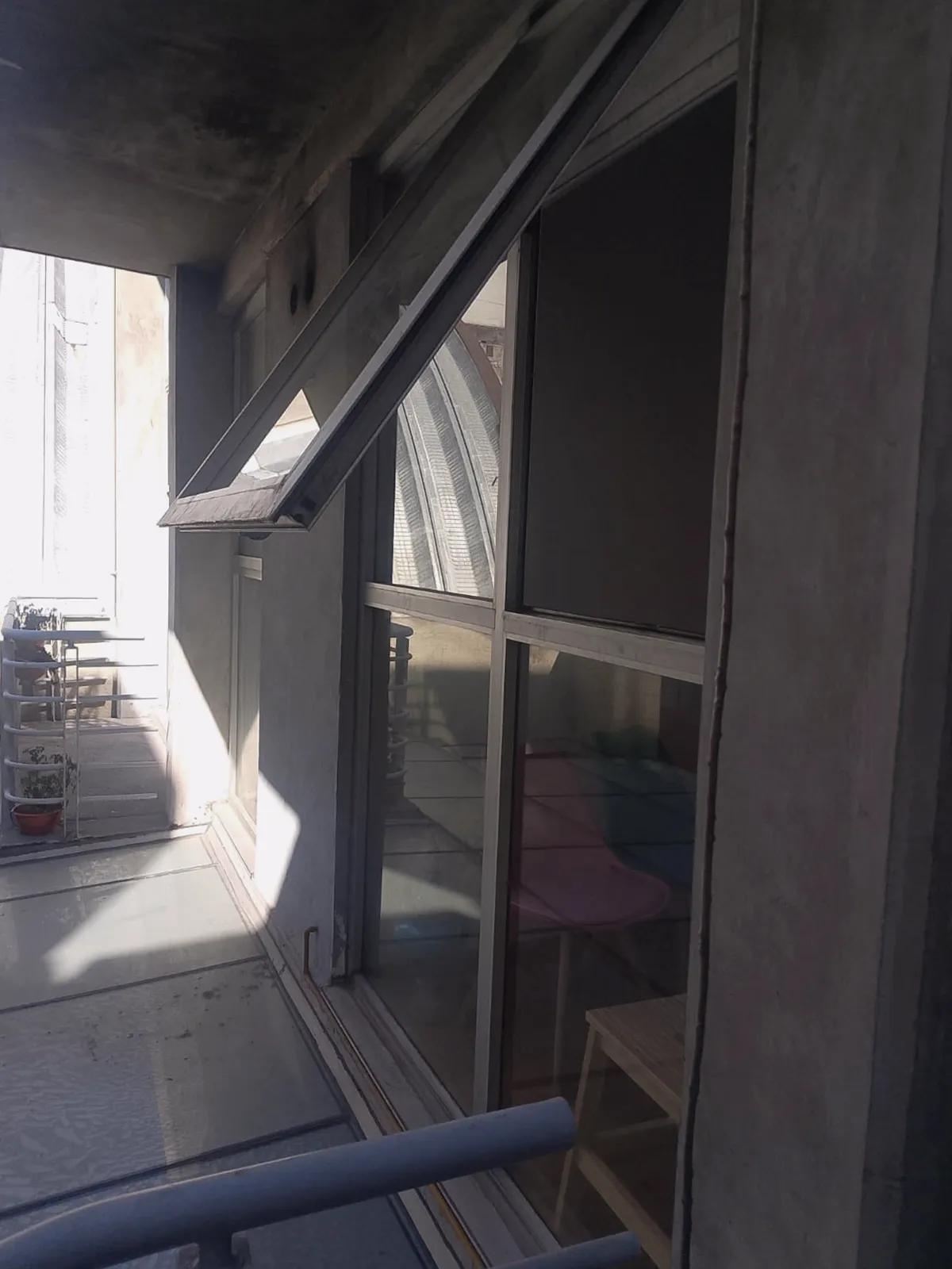 Manitas trabajando en una vivienda de Ocaña